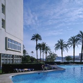 swimming pool in Javea parador